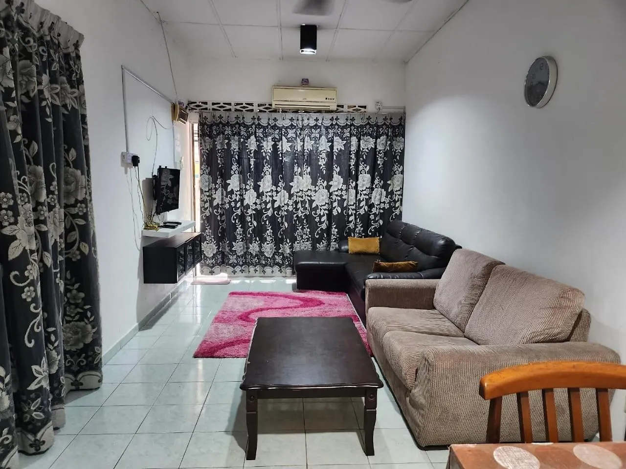 D'Haja 6 Klia Sepang With 3 Ac & Free Wi-Fi Villa Banting